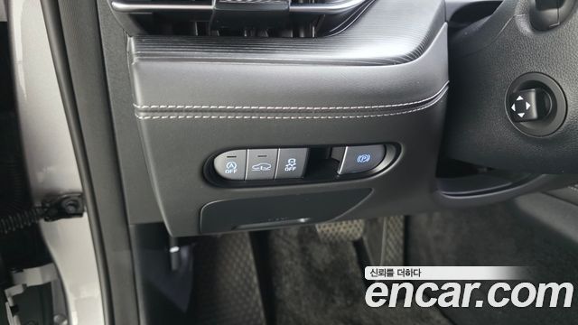 Genesis G90 2022 — photo 31