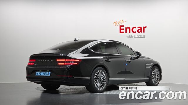 Genesis G80 2022 — photo 2
