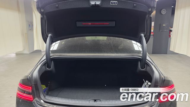 Genesis G80 2022 — photo 26