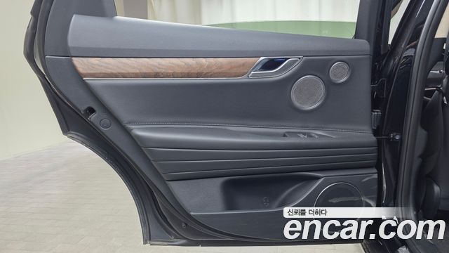 Genesis G80 2022 — photo 15