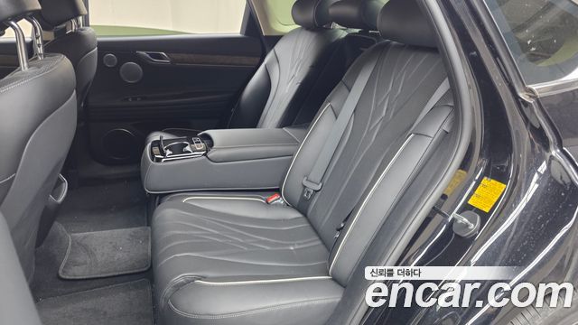 Genesis G80 2022 — photo 16