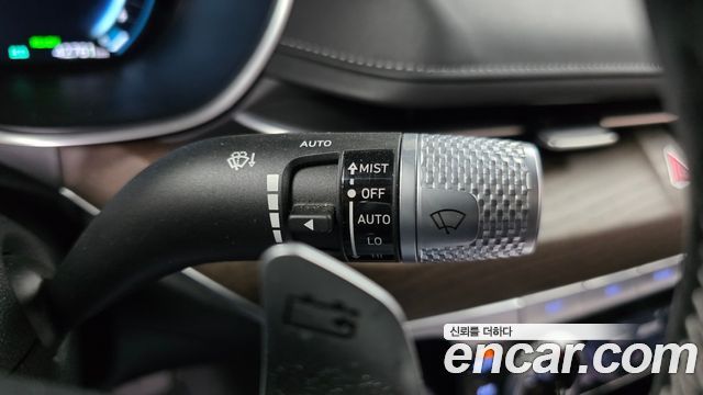 Genesis G80 2022 — photo 27