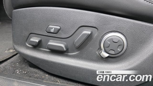 Genesis G80 2022 — photo 33