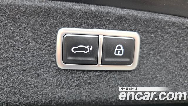 Genesis G80 2022 — photo 35