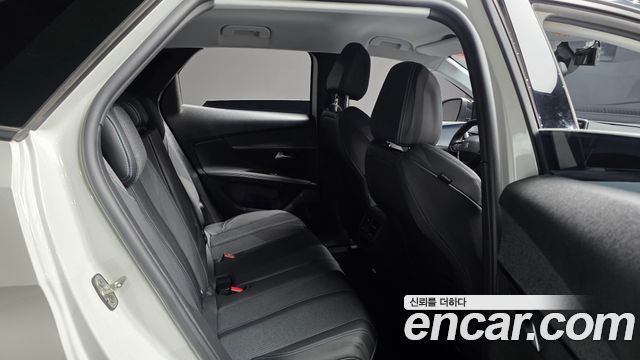 Peugeot 3008 2022 — photo 17