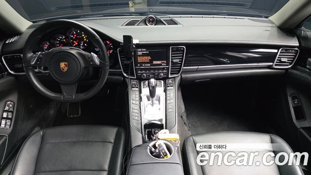Porsche Panamera 2016 — photo 10