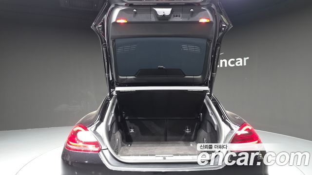 Porsche Panamera 2016 — photo 26