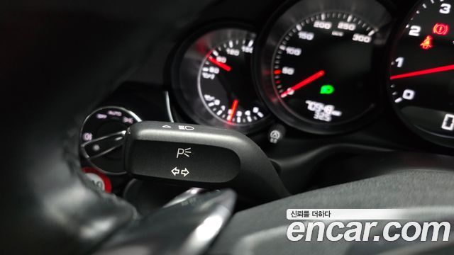 Porsche Panamera 2016 — photo 29