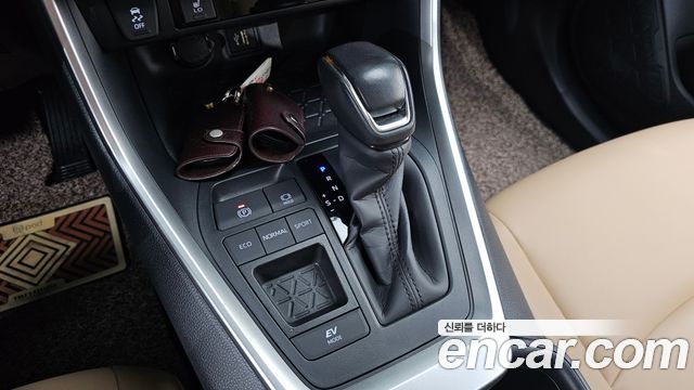 Toyota RAV4 2025 — photo 12