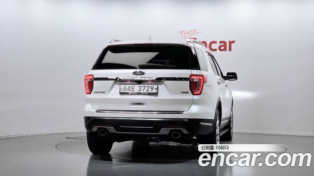 Ford Explorer 2019 — photo 4