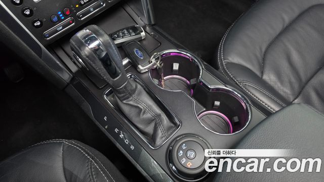 Ford Explorer 2019 — photo 9
