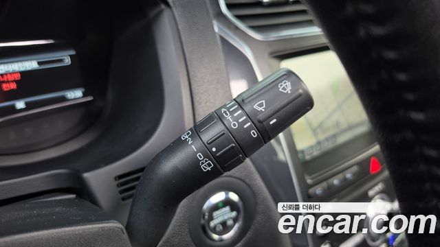 Ford Explorer 2019 — photo 19