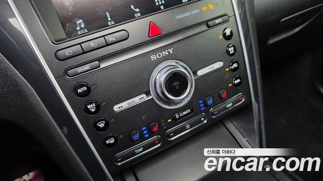 Ford Explorer 2019 — photo 20