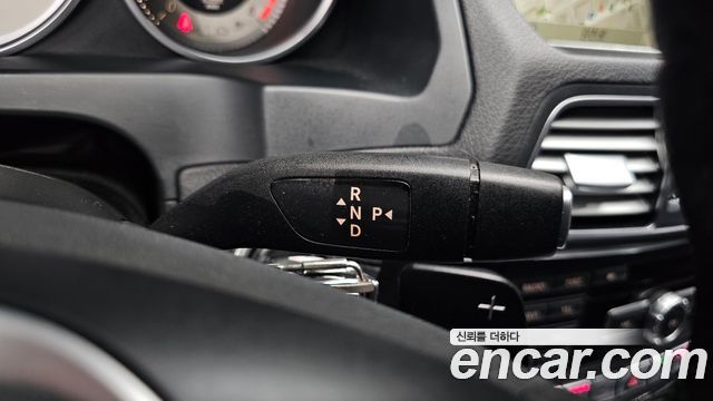 Mercedes-Benz E-Class 2014 — photo 12