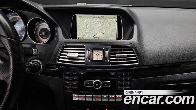 Mercedes-Benz E-Class 2014 — photo 20