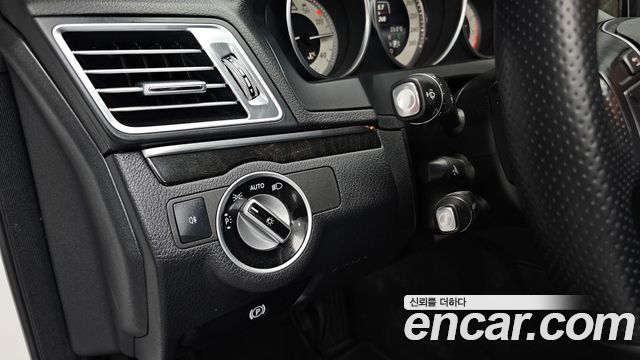 Mercedes-Benz E-Class 2014 — photo 23