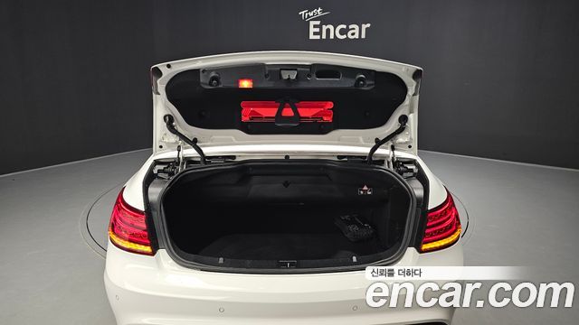 Mercedes-Benz E-Class 2014 — photo 26