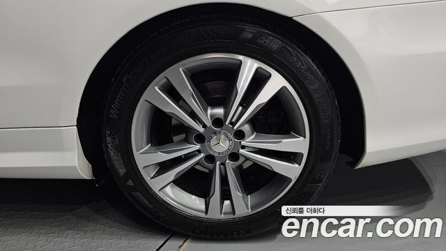 Mercedes-Benz E-Class 2014 — photo 7