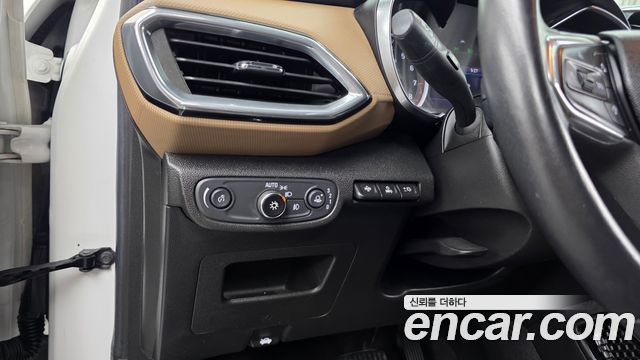 Chevrolet Korea Trailblazer 2022 — photo 22