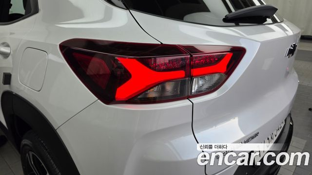 Chevrolet Korea Trailblazer 2022 — photo 9