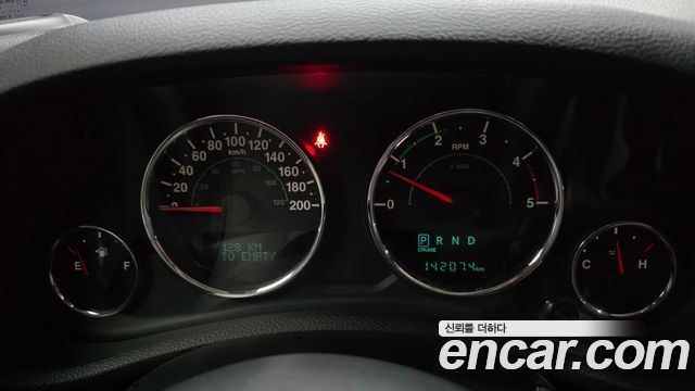 Jeep Wrangler 2015 — photo 8