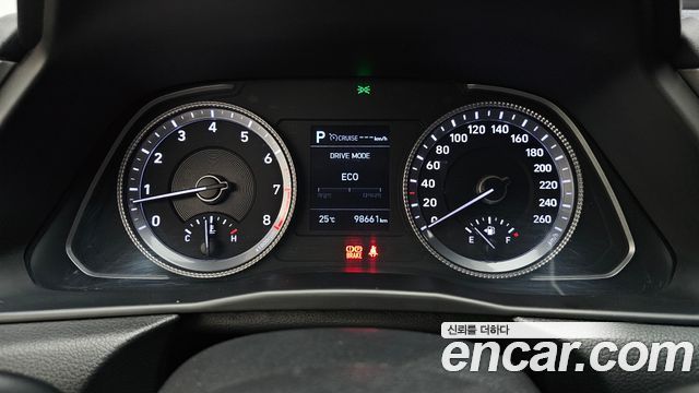 Hyundai Sonata 2020 — photo 11