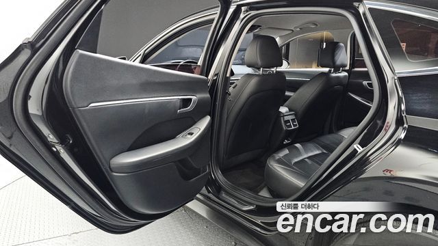 Hyundai Sonata 2020 — photo 18
