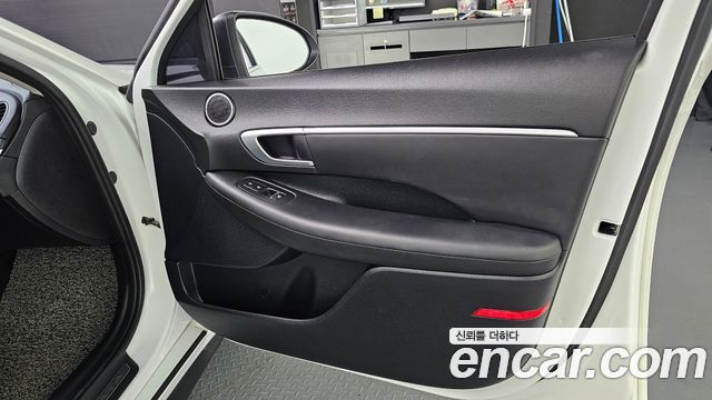 Hyundai Sonata 2020 — photo 16
