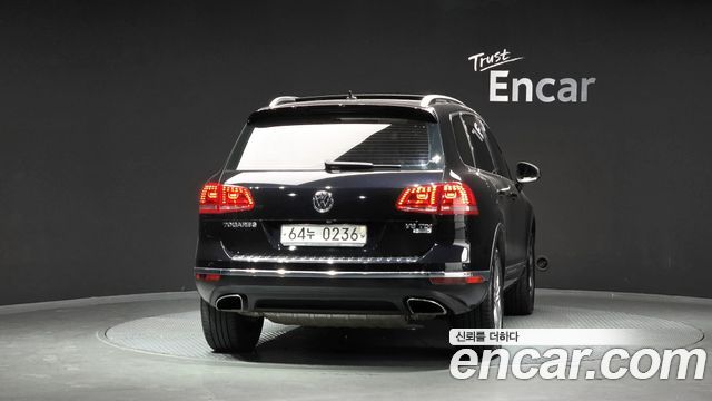 Volkswagen Touareg 2016 — photo 4