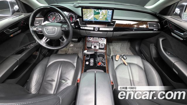 Audi A8 2015 — photo 7
