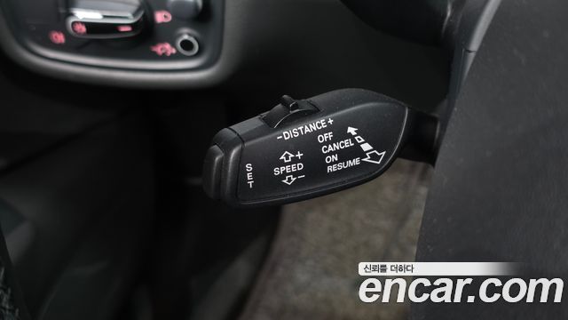 Audi A8 2015 — photo 18