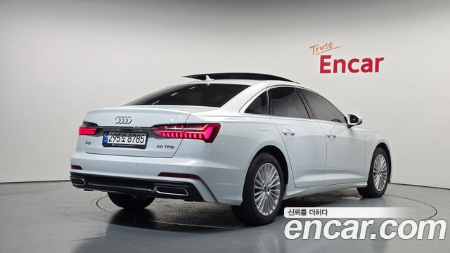 Audi A6 2021 — photo 2