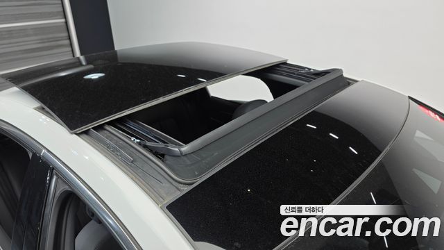 Audi A6 2021 — photo 25