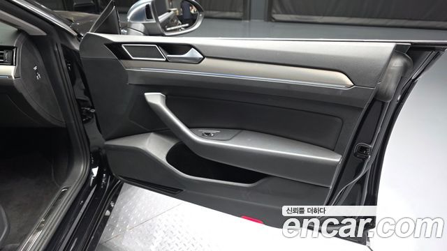 Volkswagen Arteon 2019 — photo 14