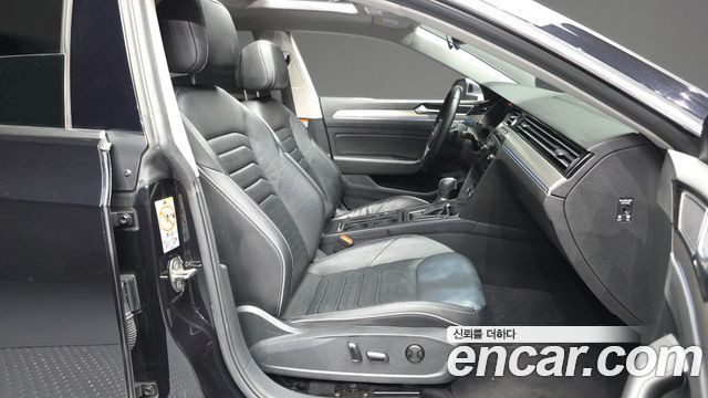 Volkswagen Arteon 2019 — photo 16