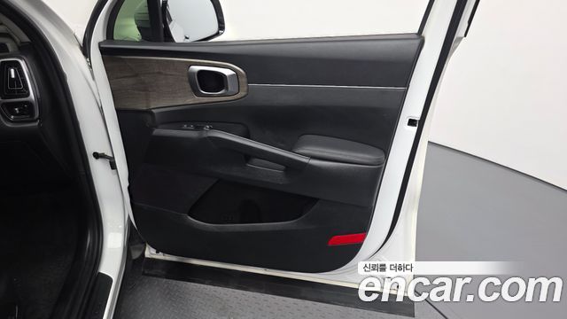 Kia Sorento 2022 — photo 14