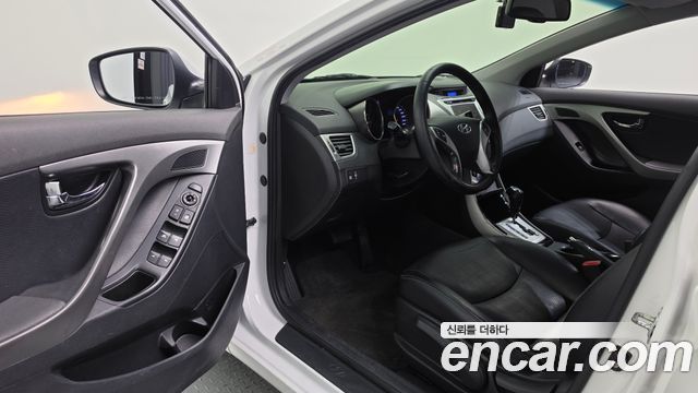 Hyundai AVANTE 2011 — photo 11