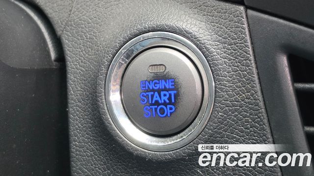 Hyundai AVANTE 2011 — photo 17