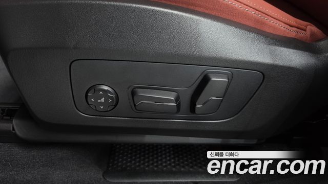 BMW 2-Series 2026 — photo 30