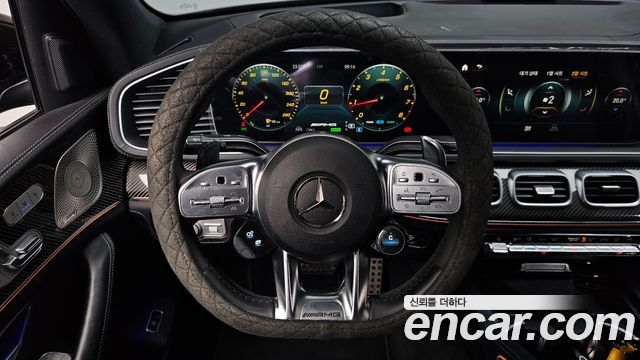 Mercedes-Benz GLE-Class 2023 — photo 19