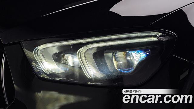 Mercedes-Benz GLE-Class 2023 — photo 8