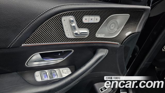 Mercedes-Benz GLE-Class 2023 — photo 30