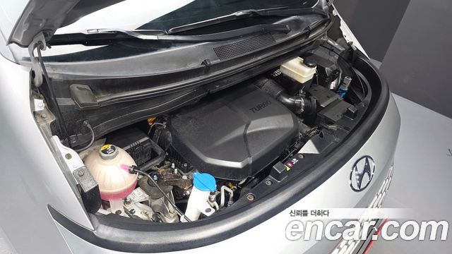 Hyundai Staria 2023 — photo 6