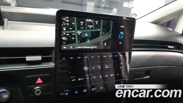 Hyundai Staria 2023 — photo 20