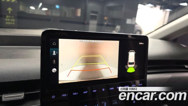 Hyundai Staria 2023 — photo 21