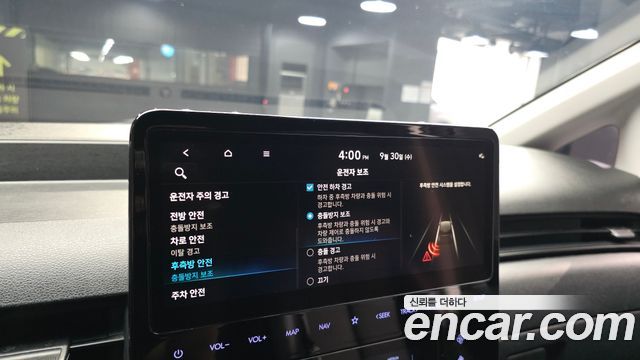 Hyundai Staria 2023 — photo 22
