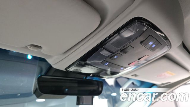Hyundai Staria 2023 — photo 24