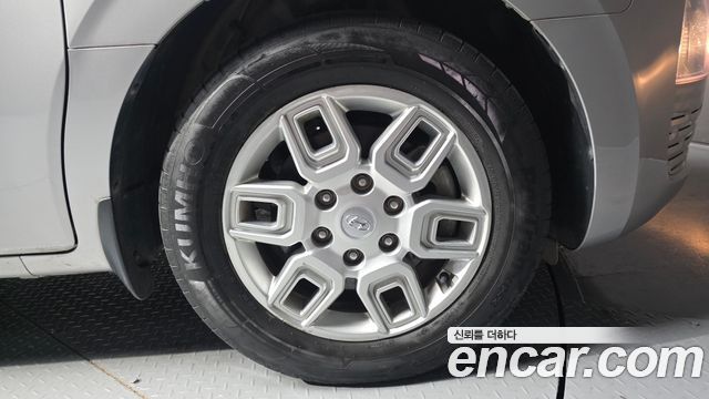 Hyundai Staria 2023 — photo 7