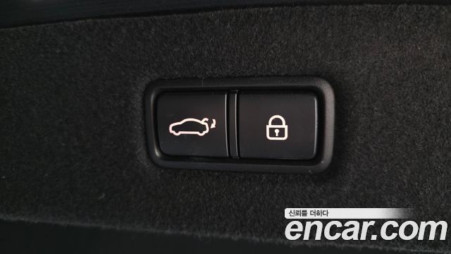Genesis EQ900 2018 — photo 16