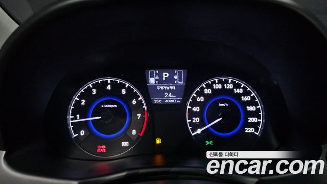 Hyundai Accent 2019 — photo 11
